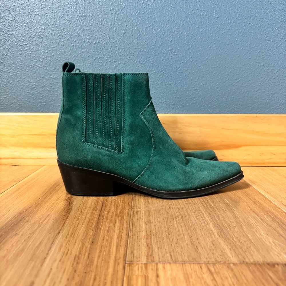 Calvin Klein Barbara Green Suede Western Booties size 9 - Picture 3 of 9